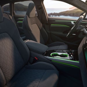 Foto del interior del Audi A6 Avant e-hybrid híbrido enchufable. 