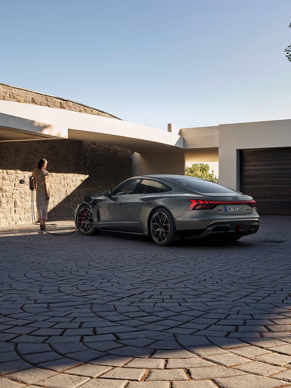 Audi RS e-tron GT home Home charging