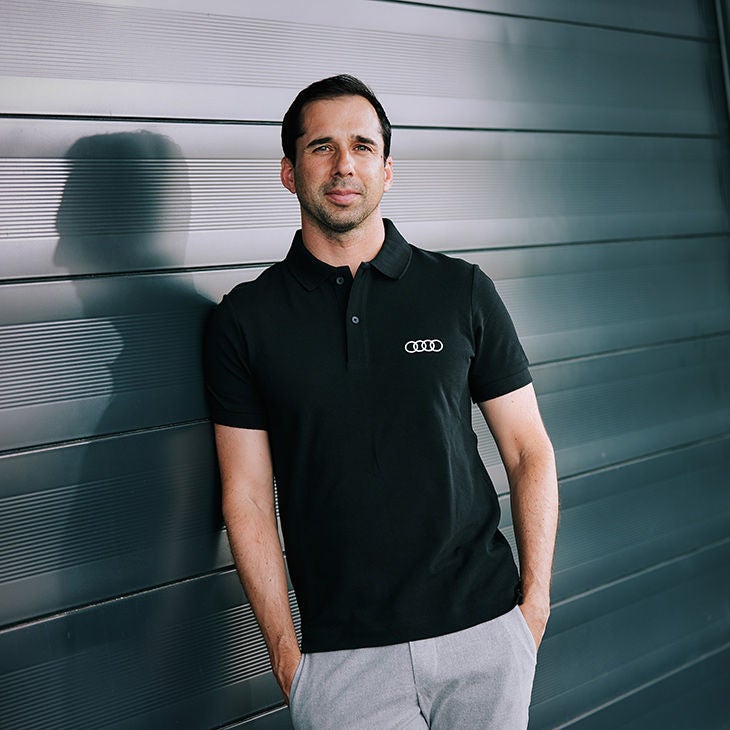 Simulator driver for development of Audi’s Formula 1 power unit signed