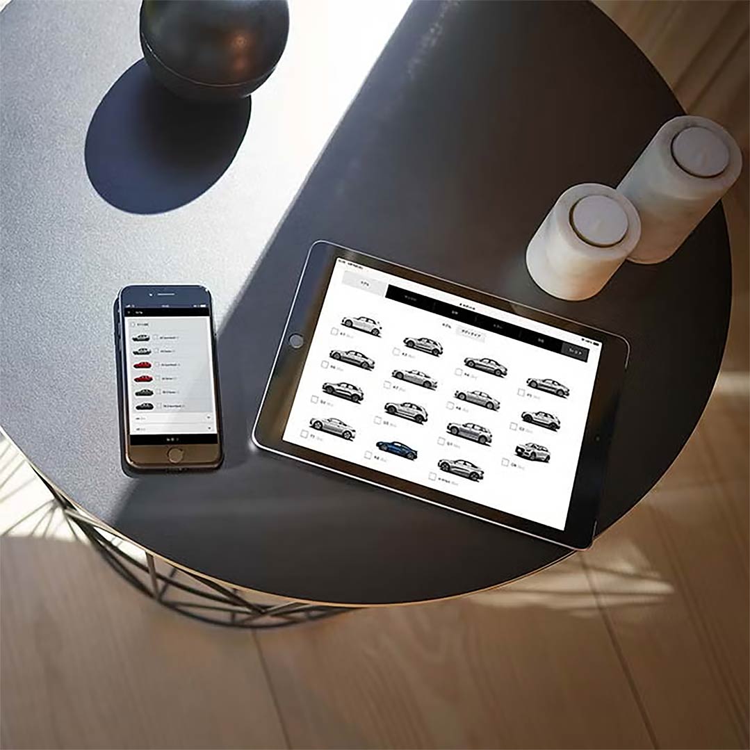 中古車情報が提示されたデバイス機器