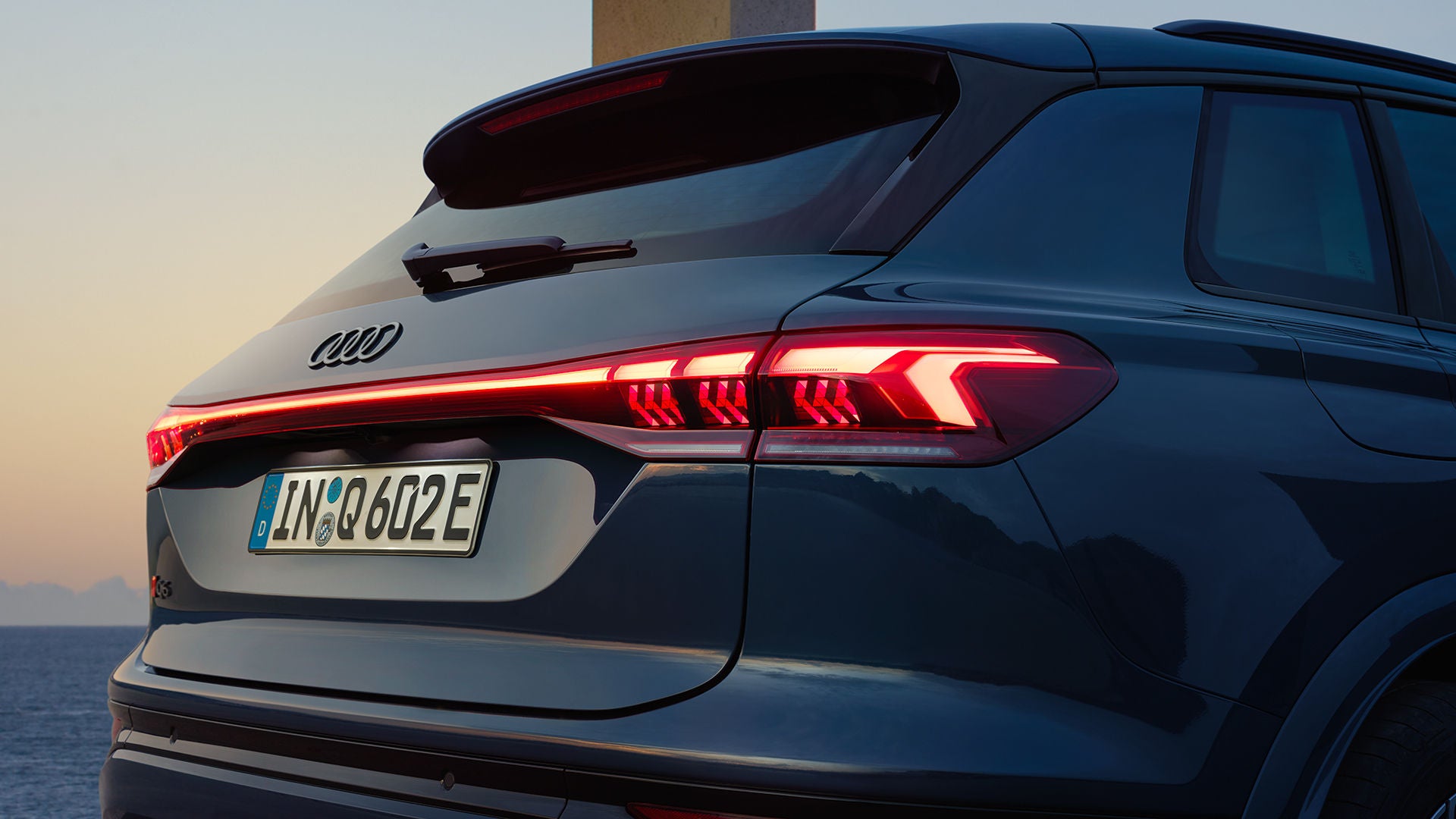 Baklykt på Audi Q6 e-tron