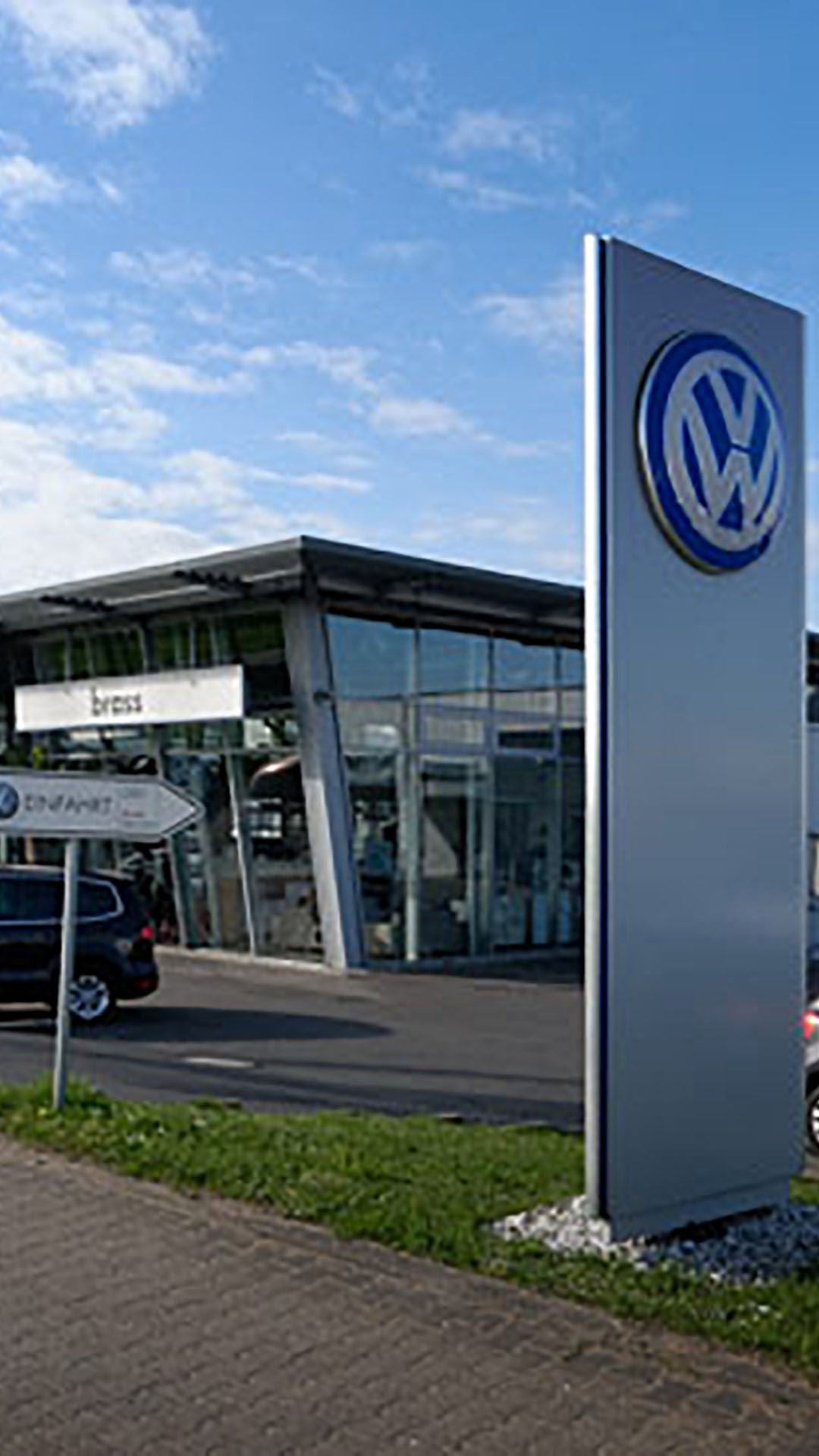 Außenansicht Autohaus Brass Vertriebs GmbH & Co. KG