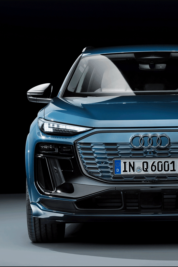 Frontlykter på Audi Q6 e-tron.