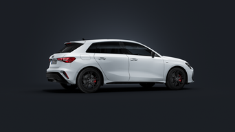 Der Audi A3 Sportback e-hybrid von der Seite auf dunklem Hintergrund.