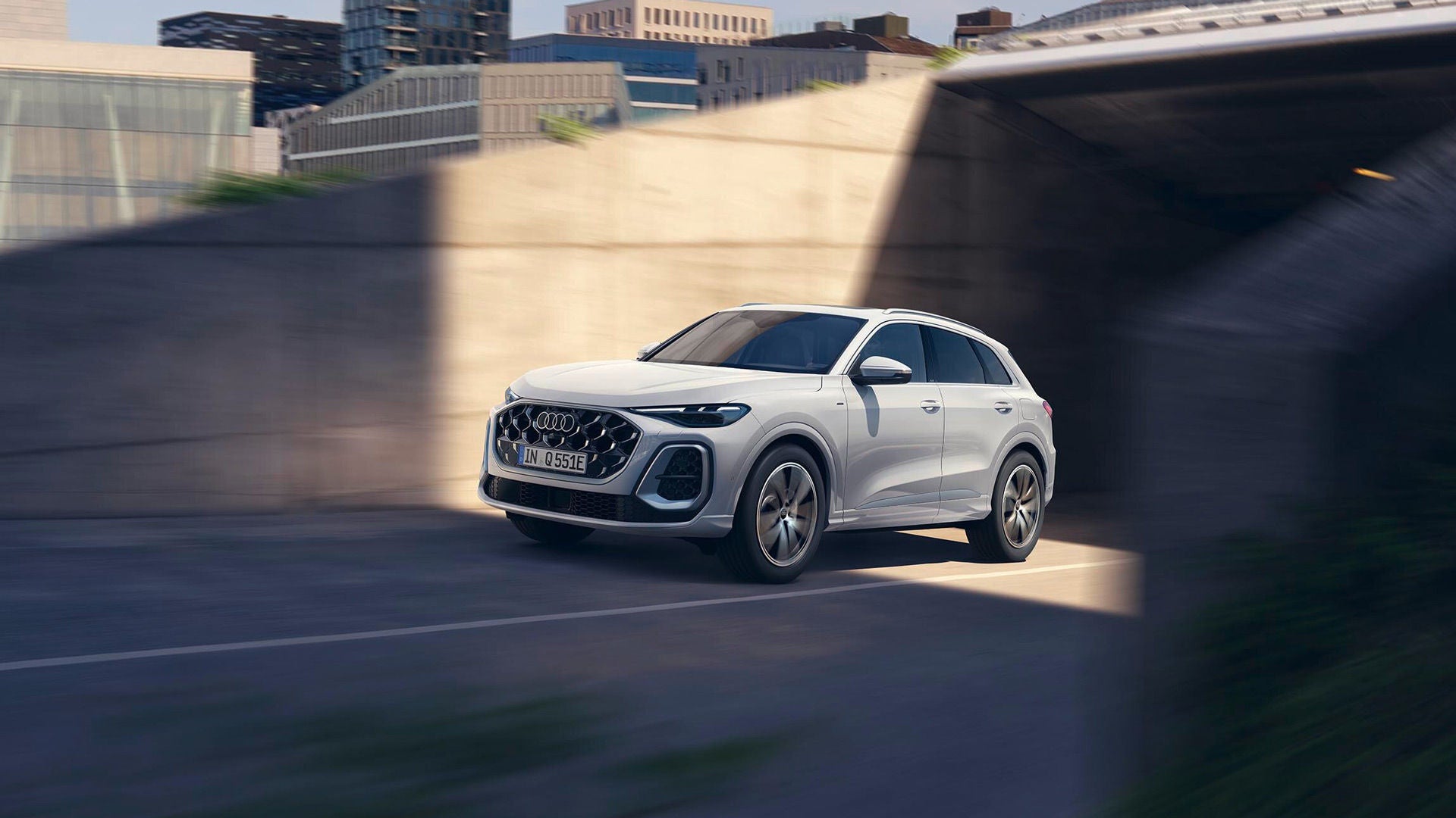 Audi Q5 SUV phew