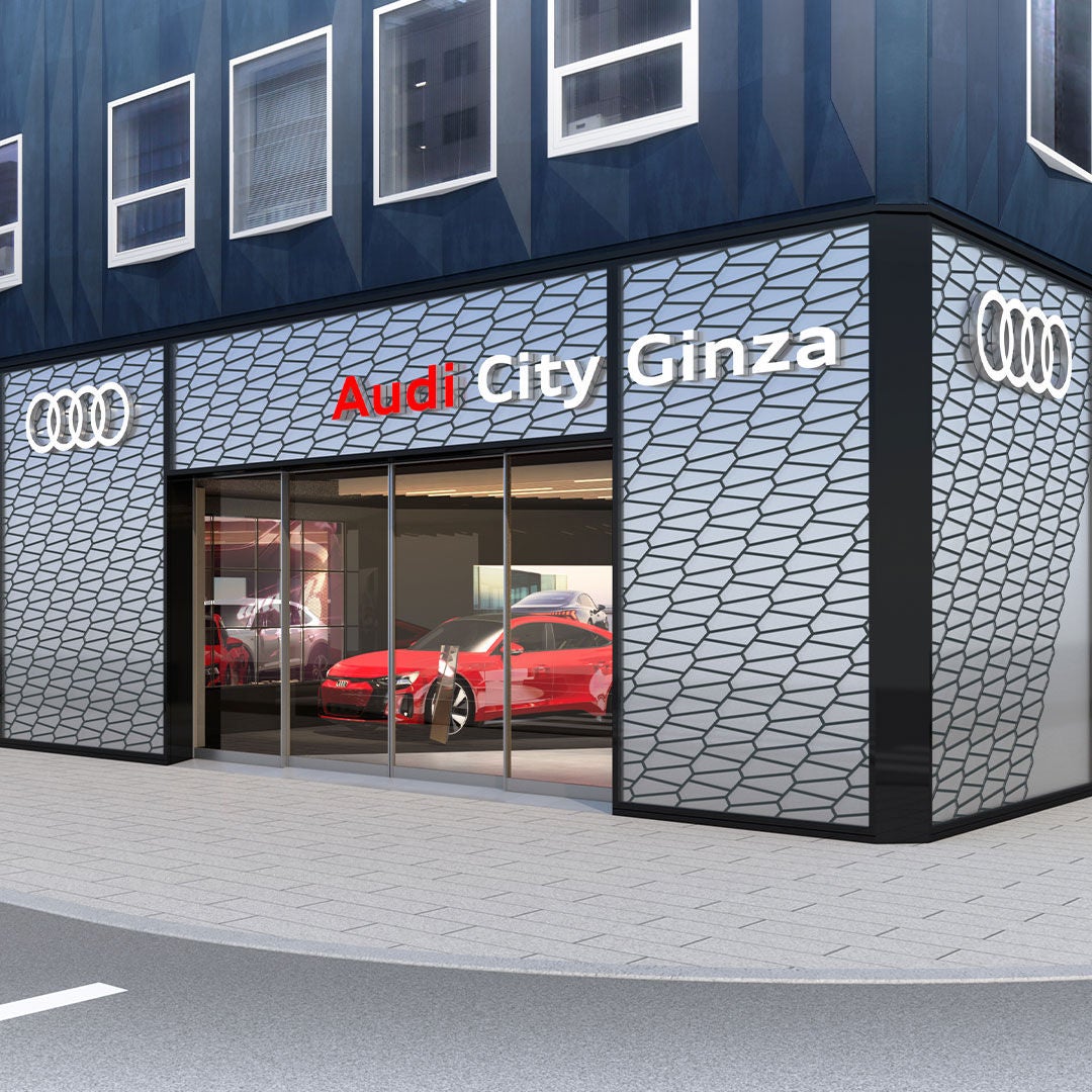 Audi City 日本橋にて期間限定展示中 (Audi Q3)  