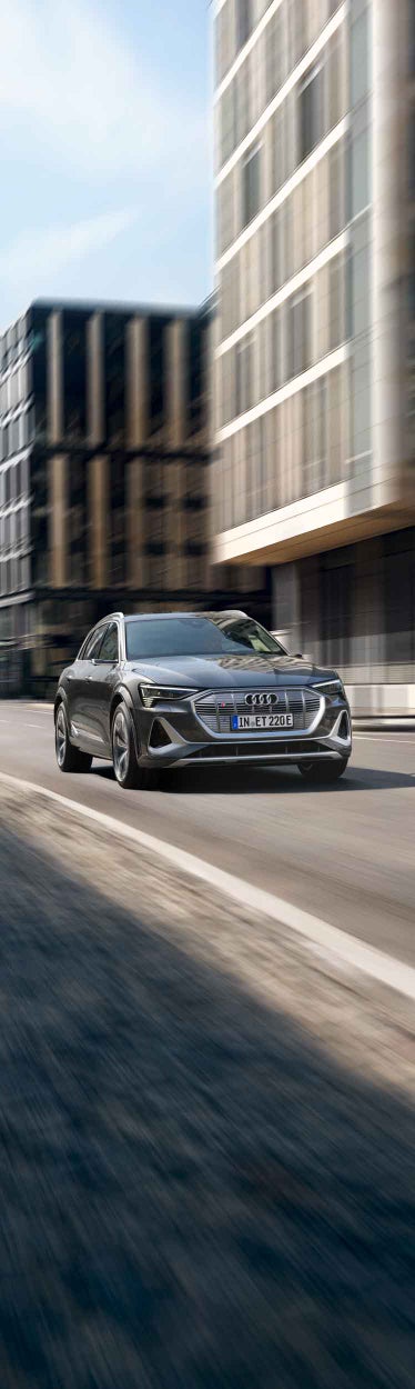 Foto de un Audi e-tron de ocasión, un Audi e-tron seminuevo o un Audi e-tron de segunda mano.