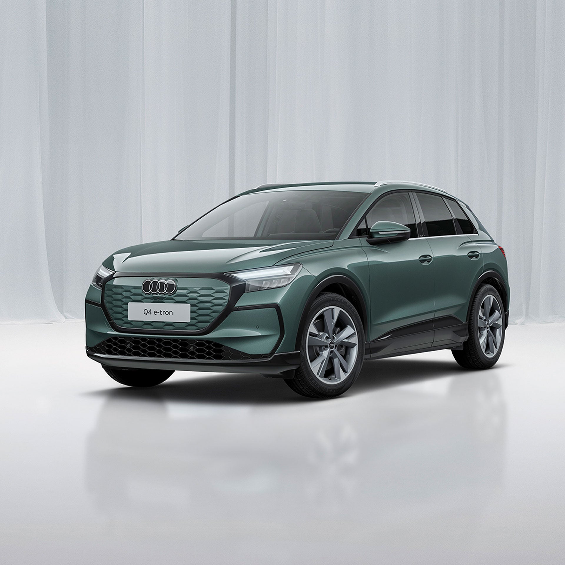 3/4 Ansicht Q4 SUV e-tron