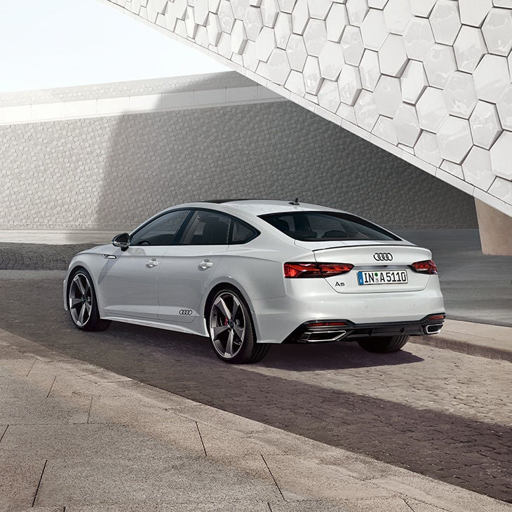 Foto de un Audi A5 del 2021 de segunda mano 