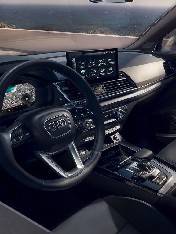 Interior of the Audi Q5