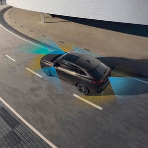 Foto de los asistentes a la conducción del Audi Q3 Sportback. 