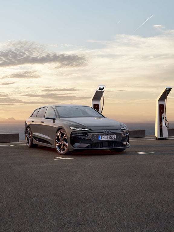 A6 e-tron Avant performance chargingstation