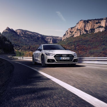 Foto de un coche híbrido enchufable Audi A7 Sportback TFSIe de la gama Superpremium de Audi. 