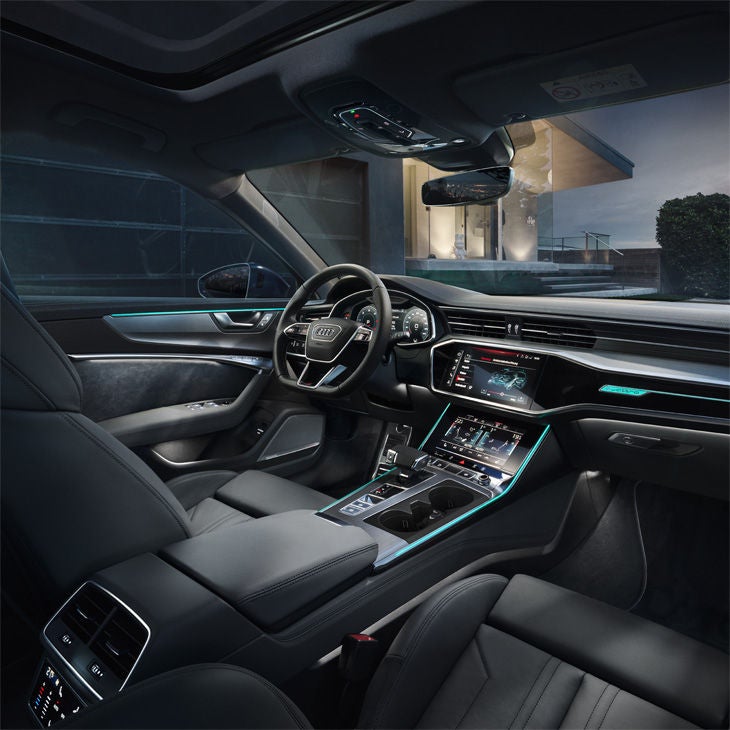 Das Ambientelicht des neuen A6 Avant bereichert das stimmige Interieur-Design.