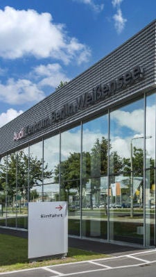 Außenansicht Audi Zentrum Berlin Weissensee