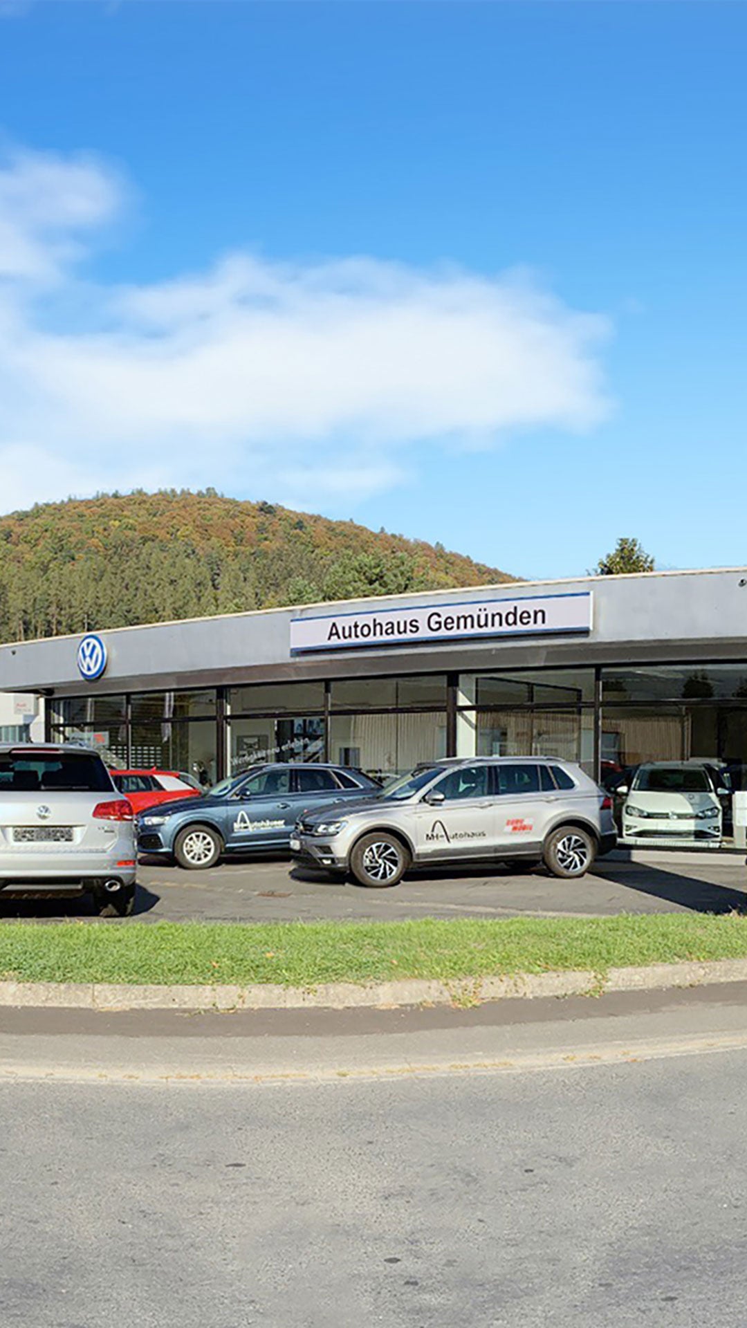 Außenansicht Autohaus Gemünden GmbH