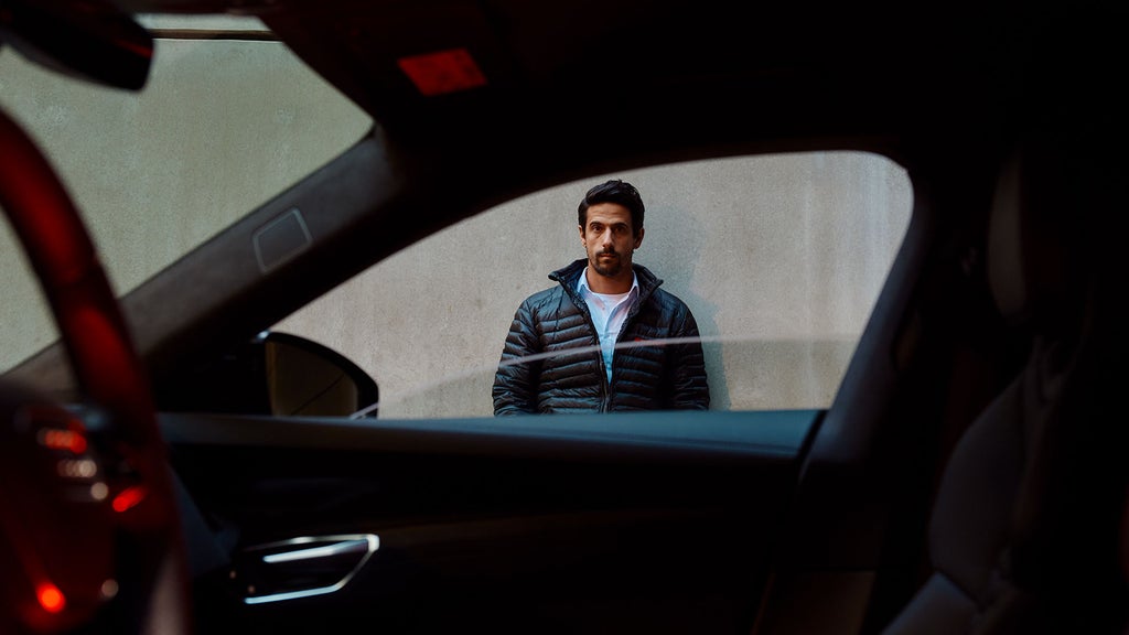 Widok na Audi e-tron GT quattro w Lucas di Grassi.