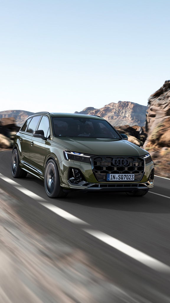 Foto de un coche híbrido enchufable de Audi.