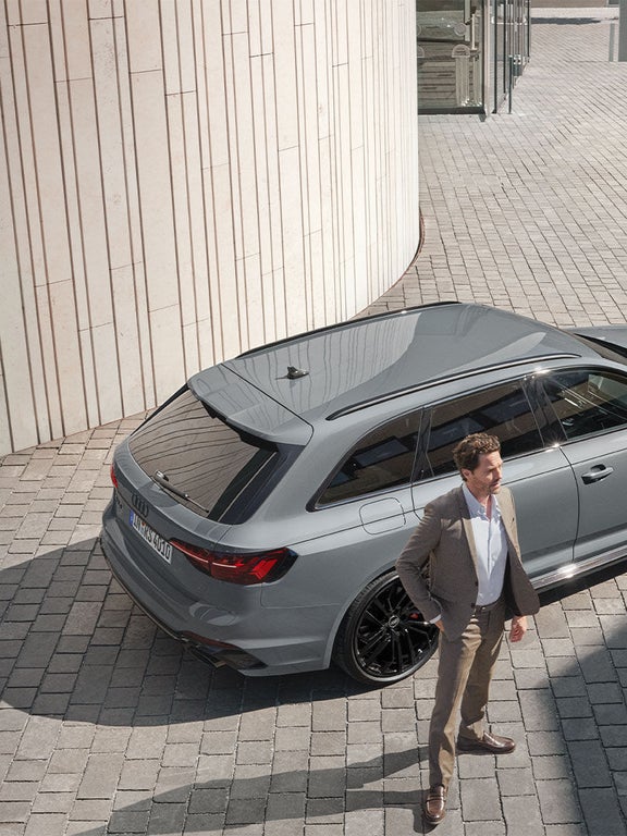 Audi RS 4 Avant rear