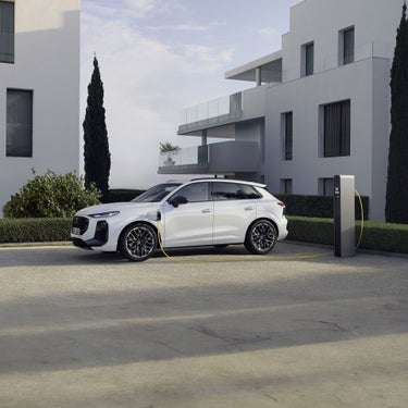 Foto de los elementos de control exterior de mantenimiento de vehículos eléctricos Audi. 