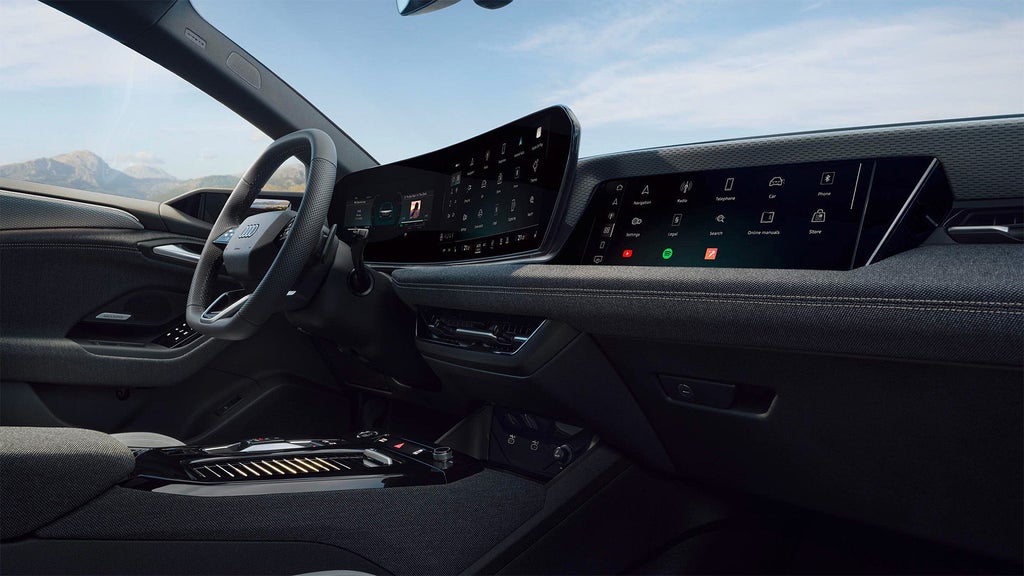 Audi A6 Avant e-tron passasjerdisplay