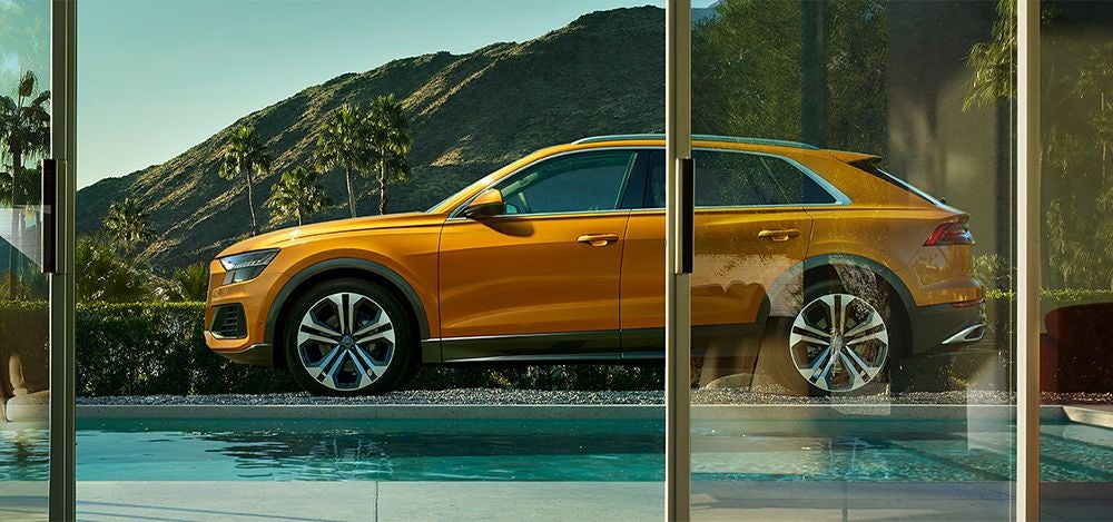 audi_q8_1.jpg