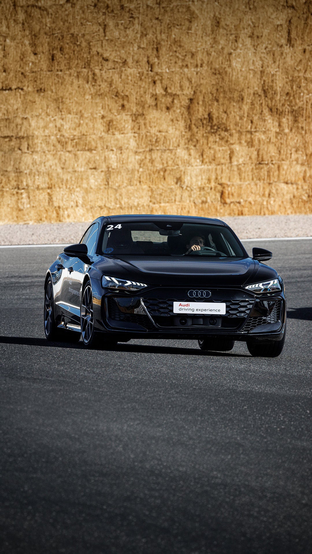 Un coche Audi Sport en el curso de conducción Audi performance driving experience.