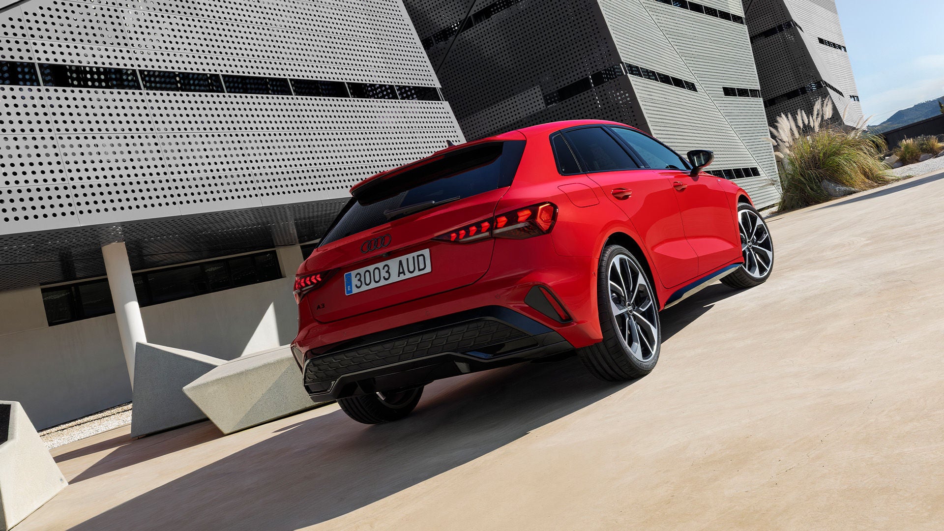 Oferta de financiación Audi opción del Audi A3 Sportback TFSIe. 