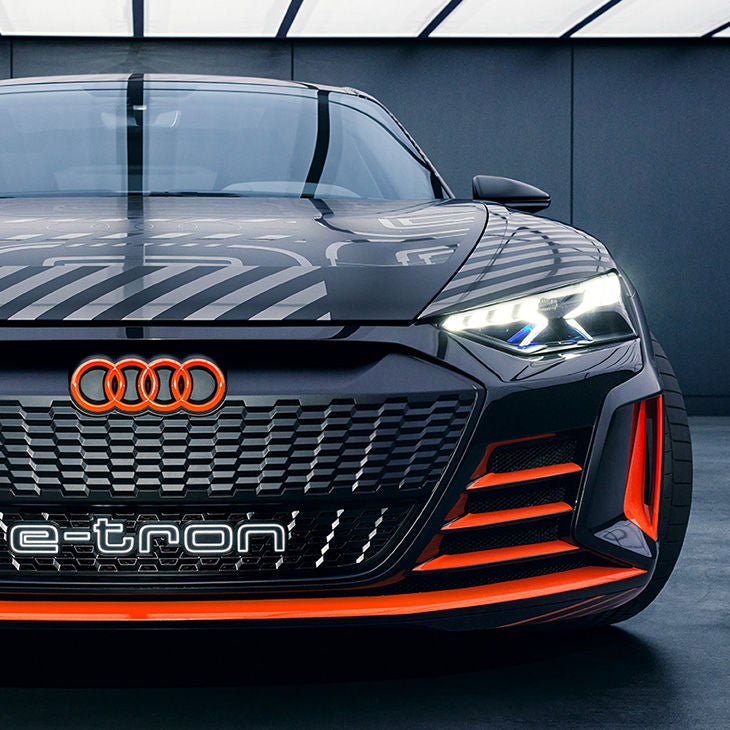 Closer front view Audi e-tron GT concept