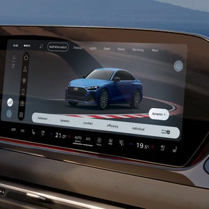 Foto del sistema MMI del Audi S5. 