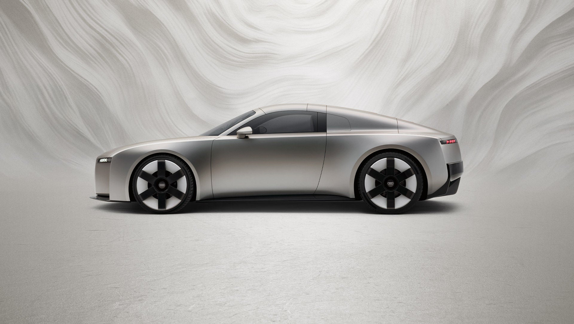 The side view of the new Audi Concept C.