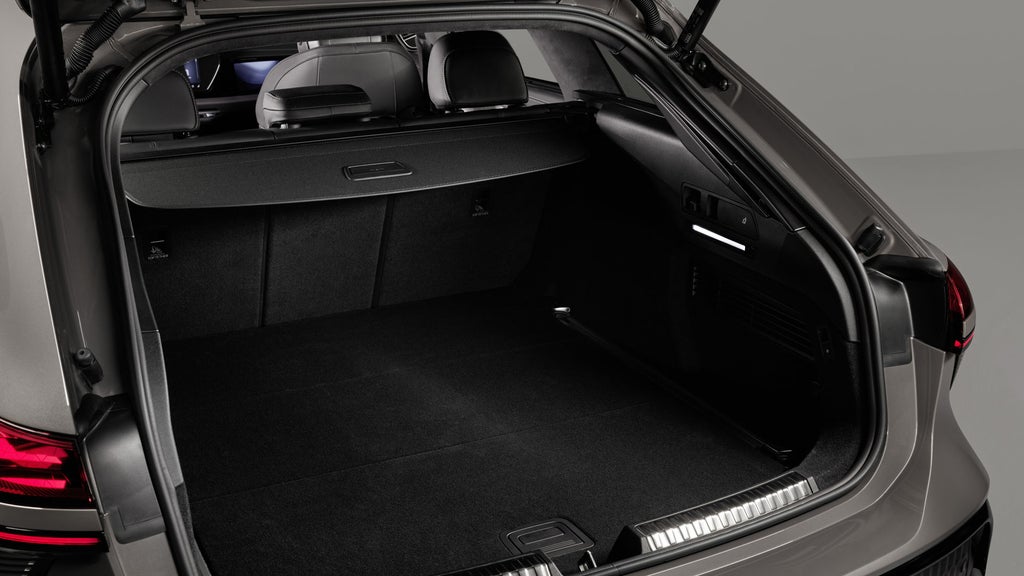 The trunk of the Audi A6 allroad