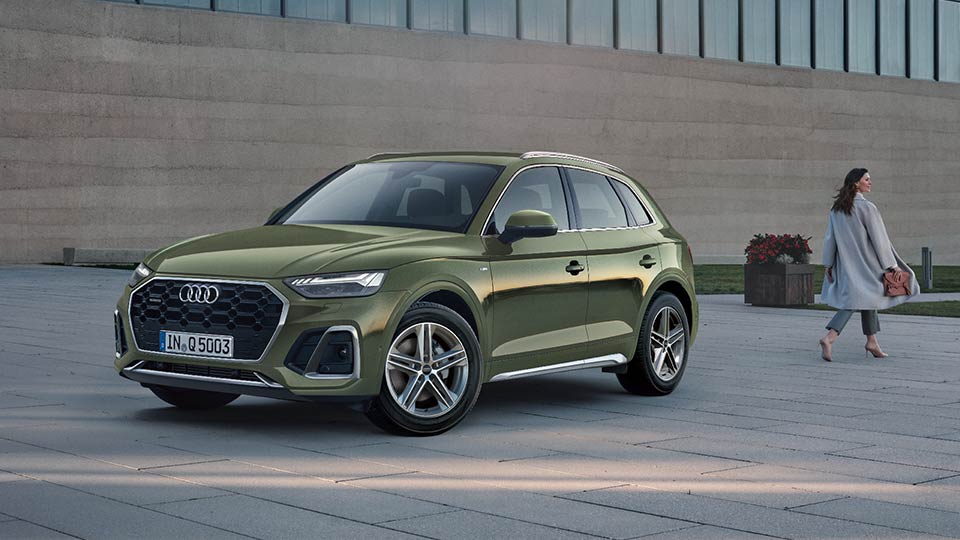 斜めから見たQ5